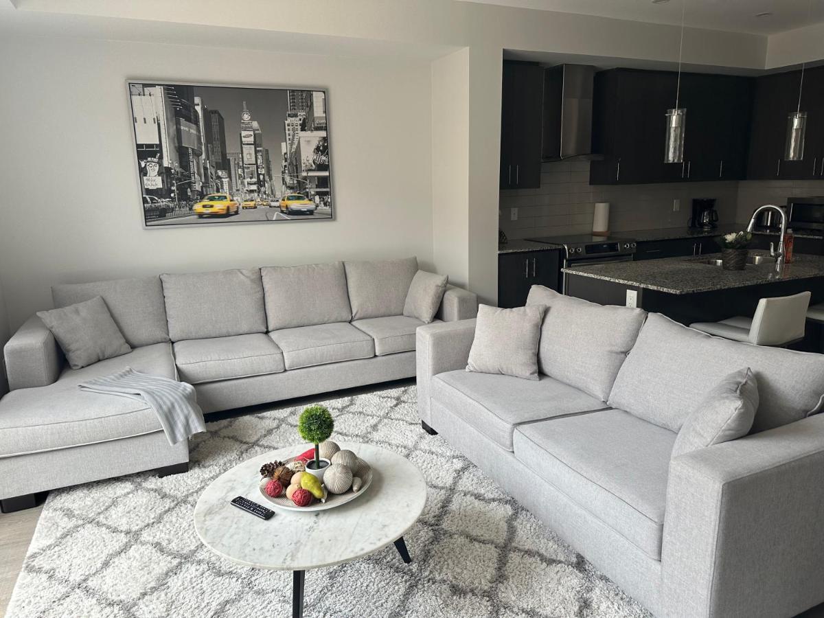 Modern Townhouse, Vaughan, Ontario, Canada Εξωτερικό φωτογραφία